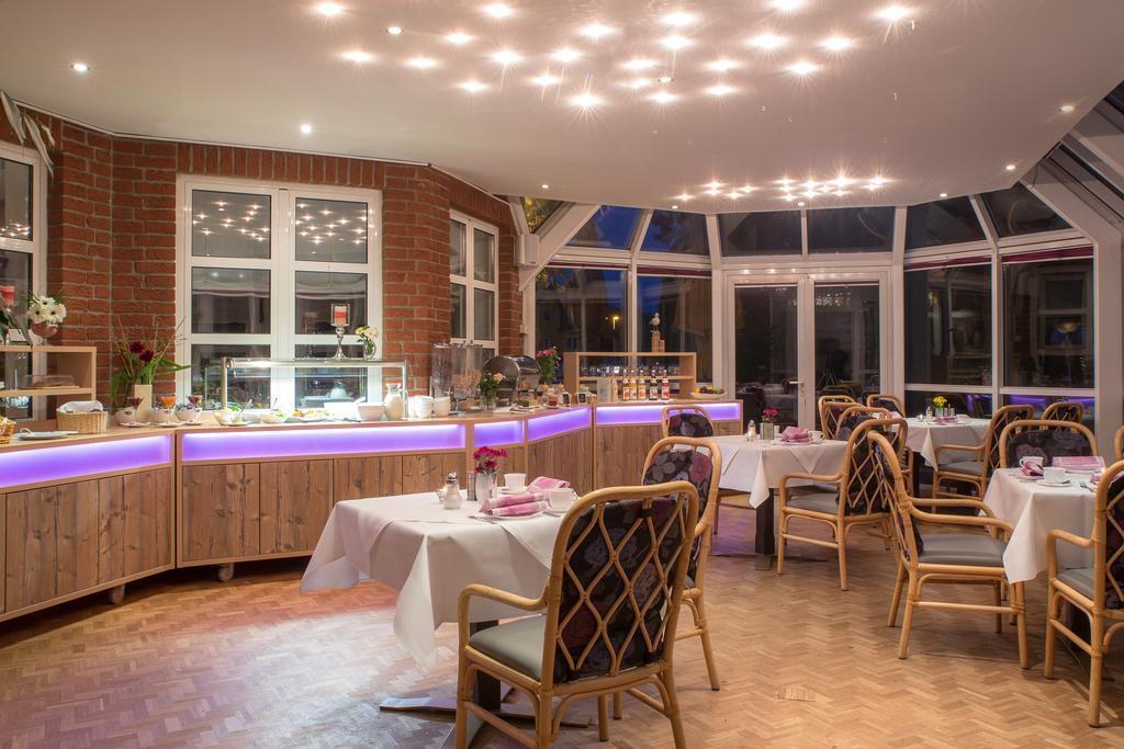 Hotel Weide Satow Esterno foto